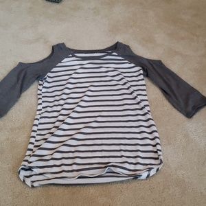 3/4 sleeve juniors cold shoulder shirt